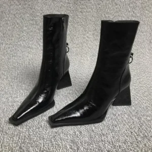 Horse Boots Female Ins Pointed Pink Skinny Boots 2023 Winter New Patent Leather Thick with Fashion High Heel Short Boots