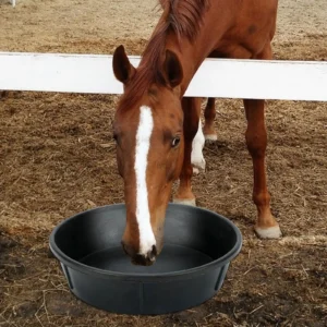 Horse feed Bucket Multipurpose Wear Resistant Supply Stackable feed Trough Utility Bucket for Farm Outside Zoo Outdoor Backyard